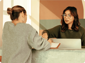 Turn every shift into a profit opportunity with guest experience management-1